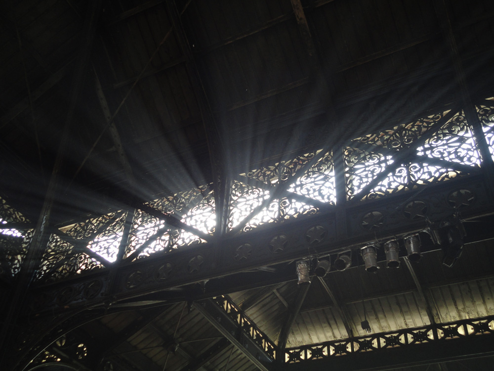 ok ok I know! Central Market again! But! how can´t you love this building, seriously, check the light, the shape! I loved it!